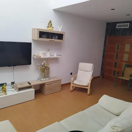 La Mancheguita: Family With Pool And Bbq In Madrigueras Holiday home *