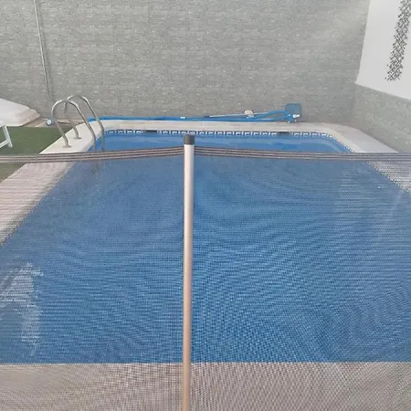 Holiday home La Mancheguita: Family With Pool And Bbq In Madrigueras *